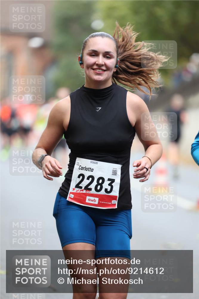 05.10.2025 - 20. swb-Marathon Bremen Michael Strokosch http://msf.ph/oto/9214612 05.10.2025 12:37:31 Laufen 00926, 2283, 20 meine-sportfotos.de