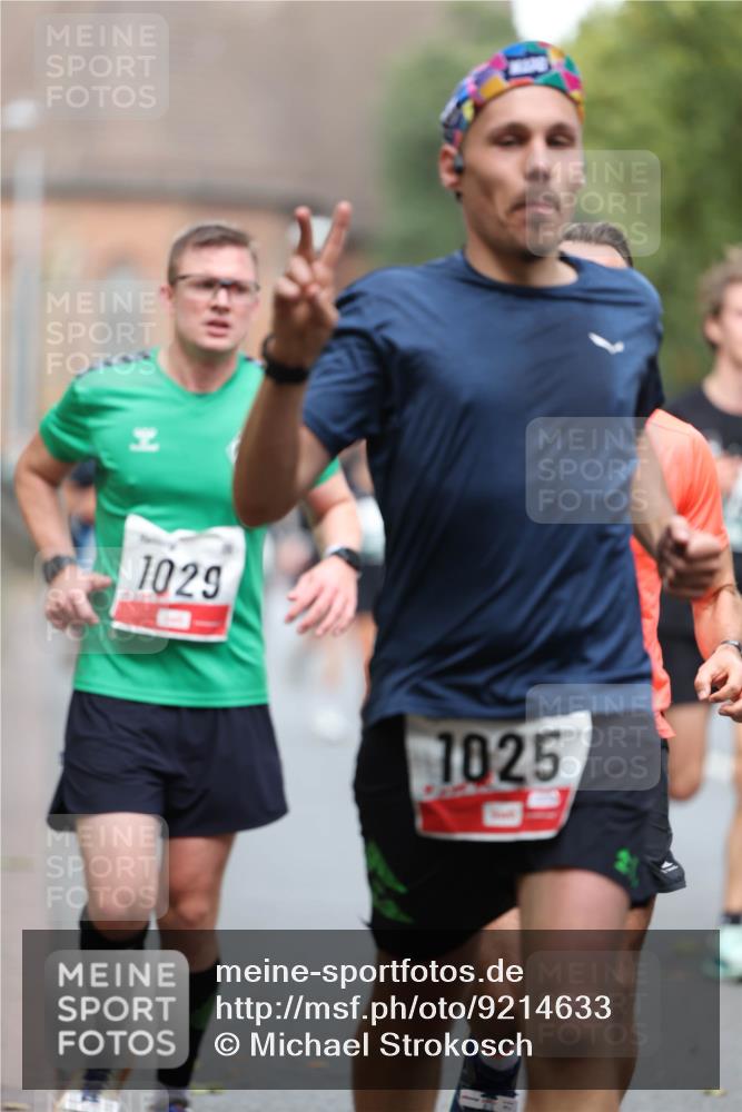 05.10.2025 - 20. swb-Marathon Bremen Michael Strokosch http://msf.ph/oto/9214633 05.10.2025 12:37:43 Laufen 1029, 1825 meine-sportfotos.de
