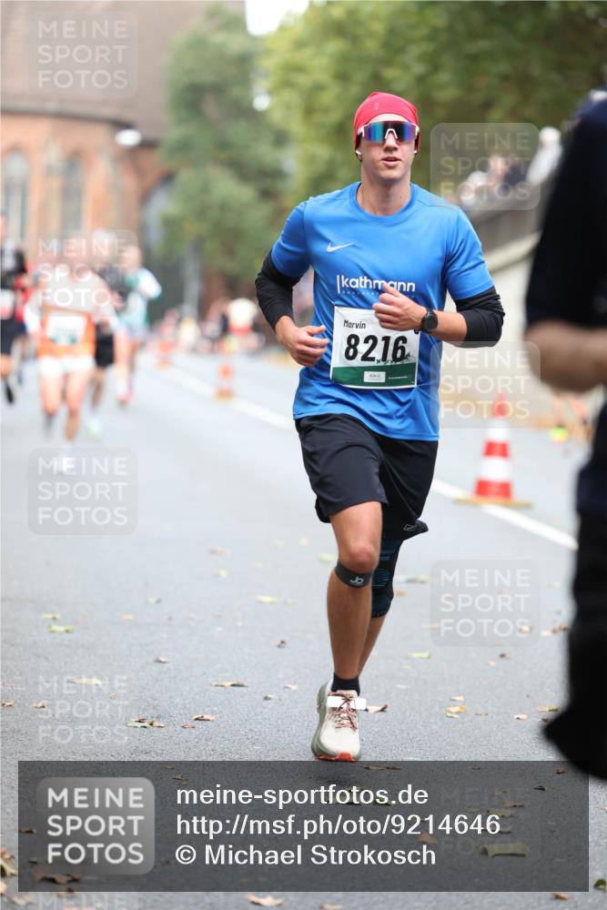05.10.2025 - 20. swb-Marathon Bremen Michael Strokosch http://msf.ph/oto/9214646 05.10.2025 12:37:51 Laufen 8216 meine-sportfotos.de