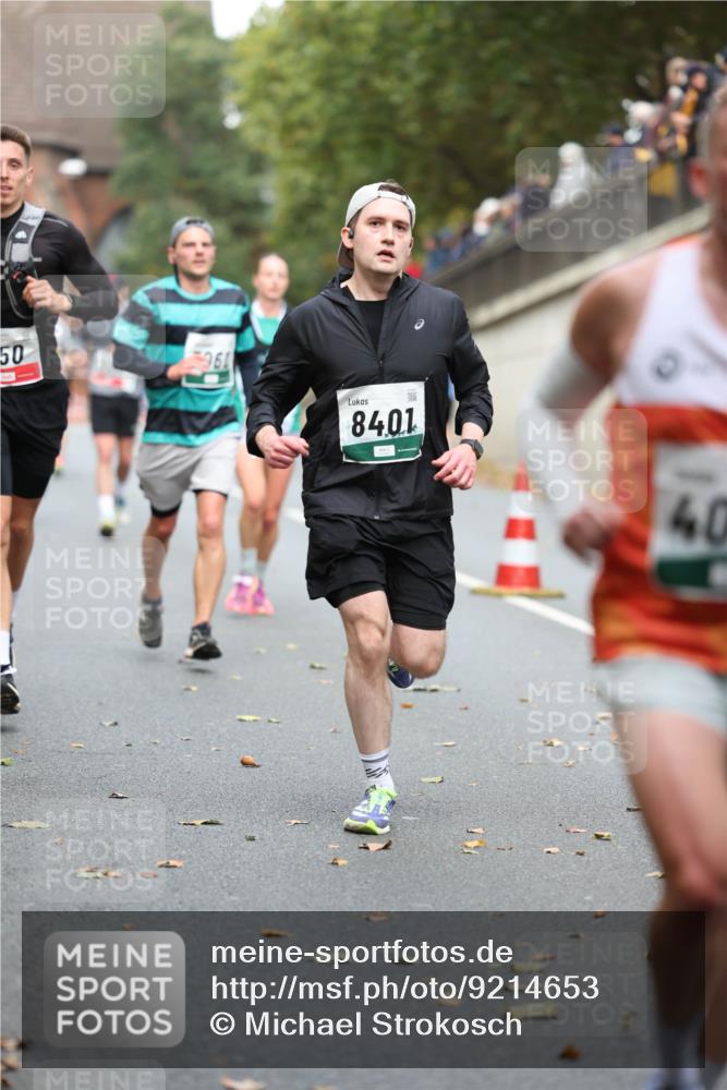 05.10.2025 - 20. swb-Marathon Bremen Michael Strokosch http://msf.ph/oto/9214653 05.10.2025 12:37:56 Laufen 50, 7961, 8401, 40 meine-sportfotos.de