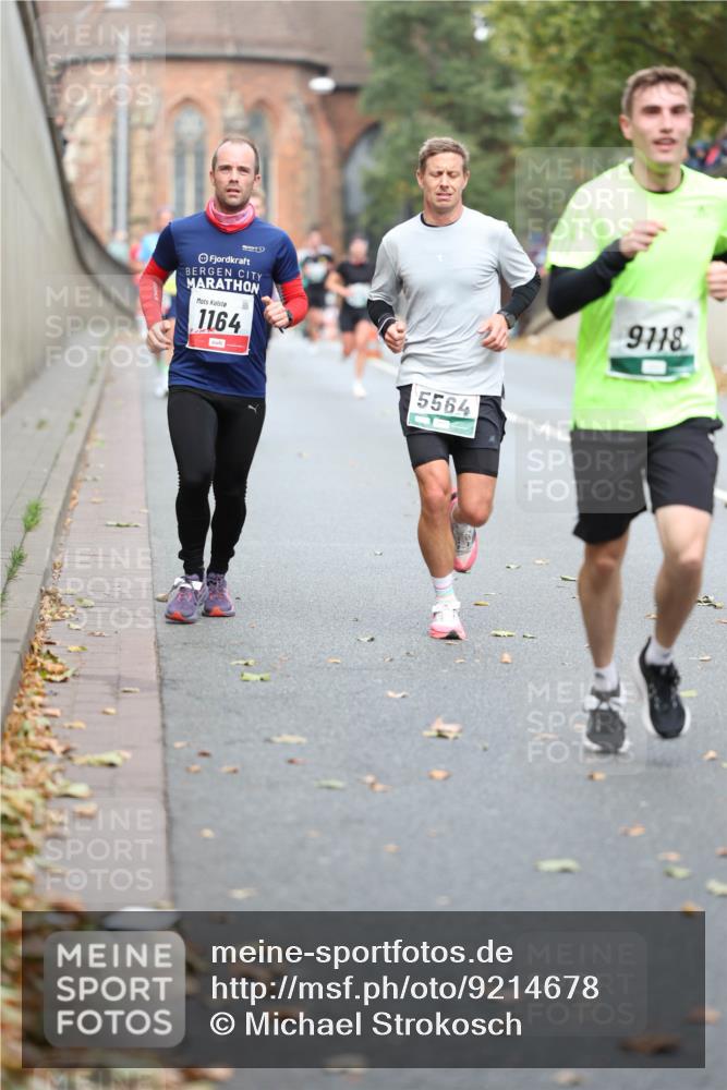 05.10.2025 - 20. swb-Marathon Bremen Michael Strokosch http://msf.ph/oto/9214678 05.10.2025 12:38:08 Laufen 1164, 5564, 9118 meine-sportfotos.de