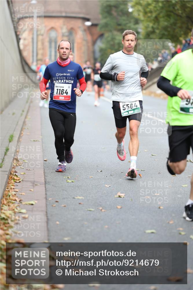 05.10.2025 - 20. swb-Marathon Bremen Michael Strokosch http://msf.ph/oto/9214679 05.10.2025 12:38:08 Laufen 1164, 5564, 91 meine-sportfotos.de