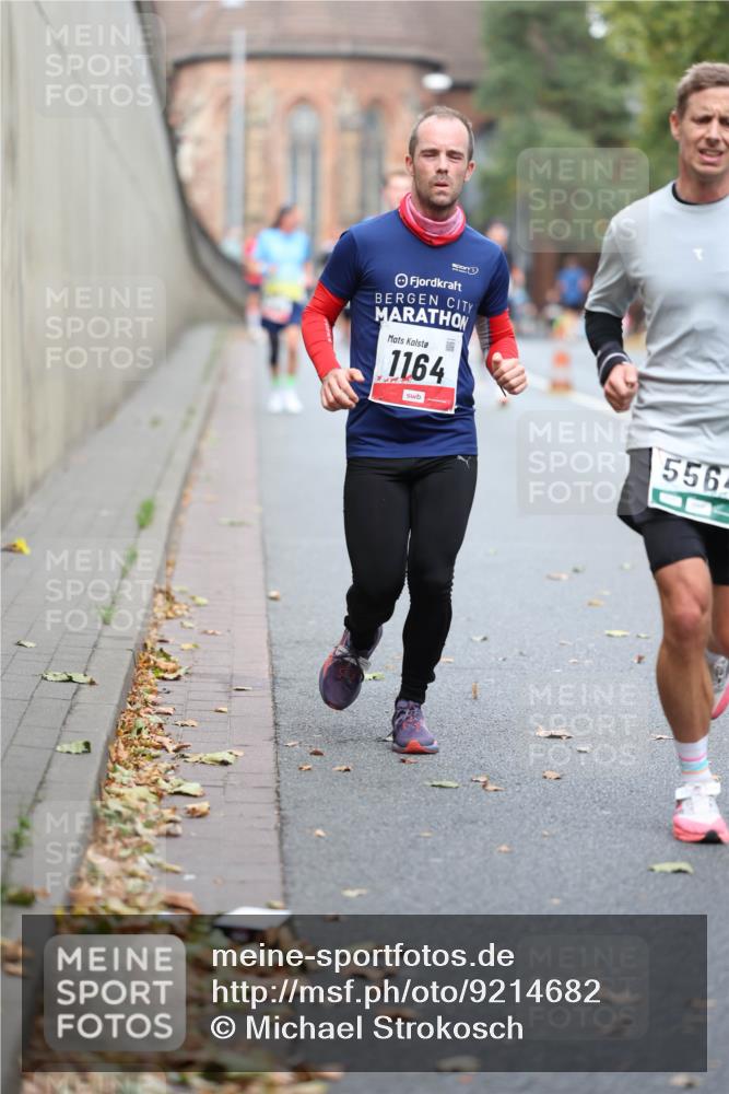 05.10.2025 - 20. swb-Marathon Bremen Michael Strokosch http://msf.ph/oto/9214682 05.10.2025 12:38:09 Laufen 1164, 556 meine-sportfotos.de
