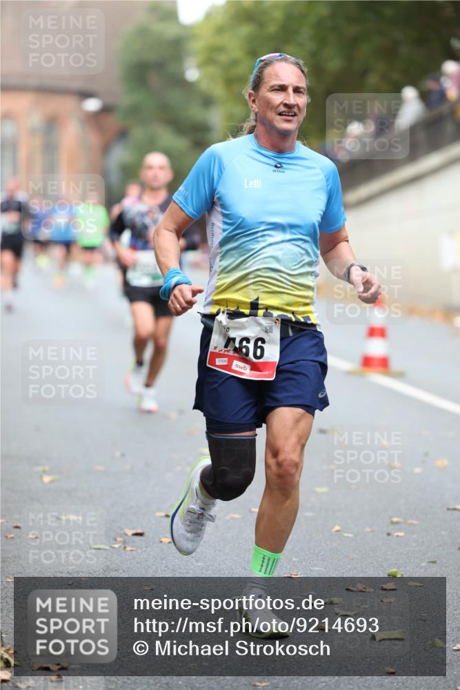05.10.2025 - 20. swb-Marathon Bremen Michael Strokosch http://msf.ph/oto/9214693 05.10.2025 12:38:17 Laufen 0, 0164, 66 meine-sportfotos.de