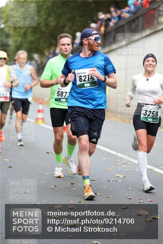 05.10.2025 - 20. swb-Marathon Bremen Michael Strokosch http://msf.ph/oto/9214706 05.10.2025 12:38:28 Laufen 552, 5873, 6214, 3259 meine-sportfotos.de