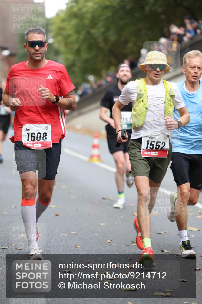 05.10.2025 - 20. swb-Marathon Bremen Michael Strokosch http://msf.ph/oto/9214712 05.10.2025 12:38:30 Laufen 1608, 1552, 01666 meine-sportfotos.de