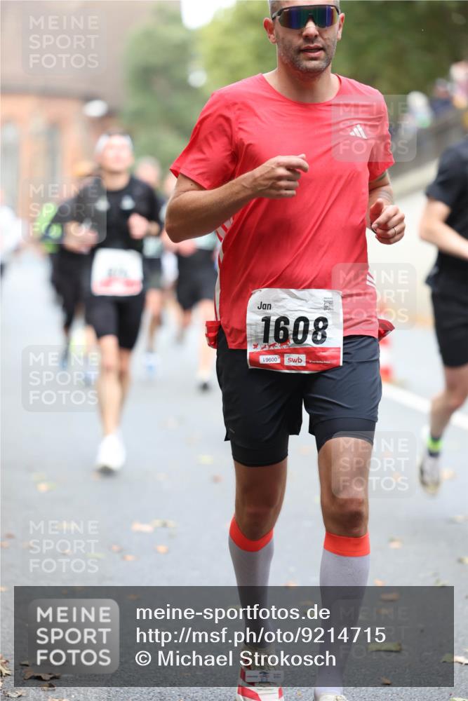 05.10.2025 - 20. swb-Marathon Bremen Michael Strokosch http://msf.ph/oto/9214715 05.10.2025 12:38:31 Laufen 1608, 19600 meine-sportfotos.de
