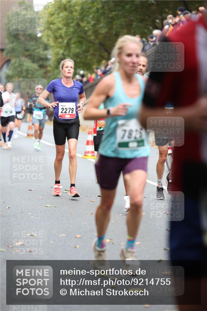05.10.2025 - 20. swb-Marathon Bremen Michael Strokosch http://msf.ph/oto/9214755 05.10.2025 12:38:54 Laufen 2279, 7825 meine-sportfotos.de