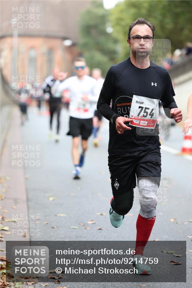 05.10.2025 - 20. swb-Marathon Bremen Michael Strokosch http://msf.ph/oto/9214759 05.10.2025 12:38:56 Laufen 754, 01660, 1660 meine-sportfotos.de