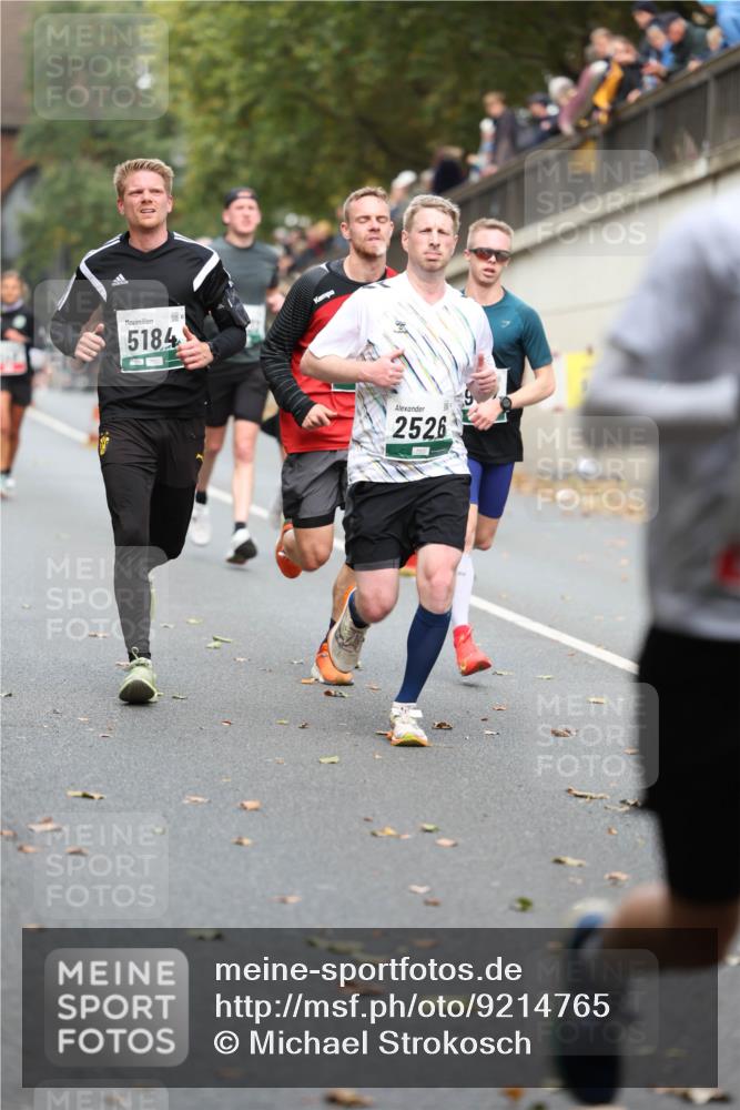 05.10.2025 - 20. swb-Marathon Bremen Michael Strokosch http://msf.ph/oto/9214765 05.10.2025 12:39:00 Laufen 5184, 2526 meine-sportfotos.de