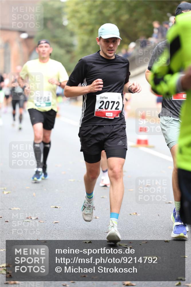 05.10.2025 - 20. swb-Marathon Bremen Michael Strokosch http://msf.ph/oto/9214792 05.10.2025 12:39:15 Laufen 3808, 2072 meine-sportfotos.de