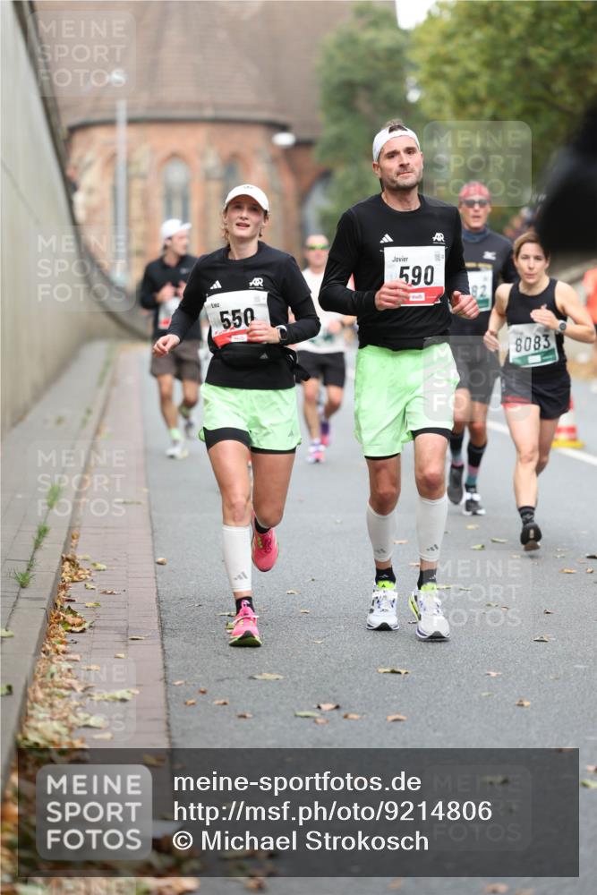 05.10.2025 - 20. swb-Marathon Bremen Michael Strokosch http://msf.ph/oto/9214806 05.10.2025 12:39:21 Laufen 550, 590, 8083 meine-sportfotos.de