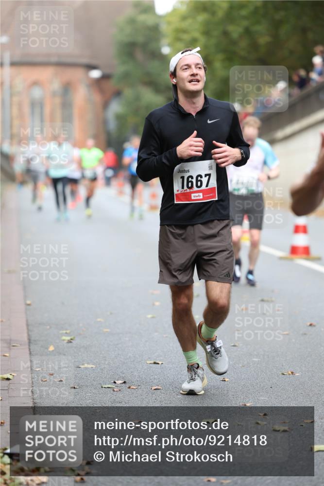 05.10.2025 - 20. swb-Marathon Bremen Michael Strokosch http://msf.ph/oto/9214818 05.10.2025 12:39:27 Laufen 1667 meine-sportfotos.de