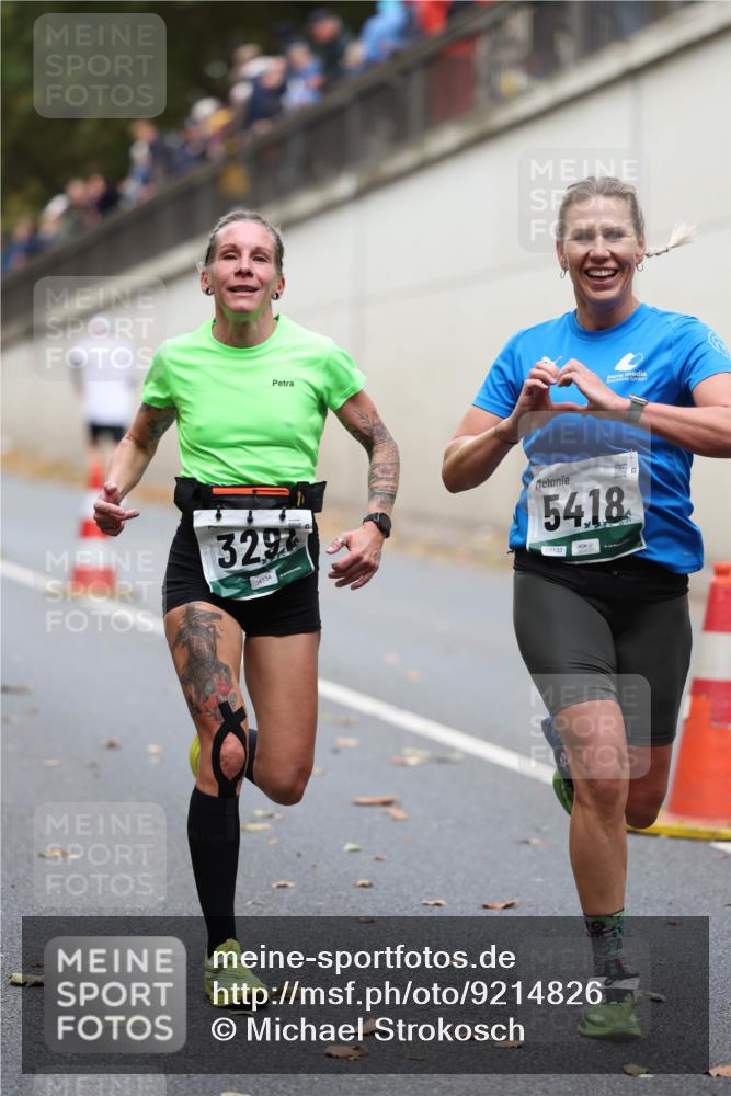 05.10.2025 - 20. swb-Marathon Bremen Michael Strokosch http://msf.ph/oto/9214826 05.10.2025 12:39:34 Laufen 329, 04134, 54, 18, 04133, 8 meine-sportfotos.de