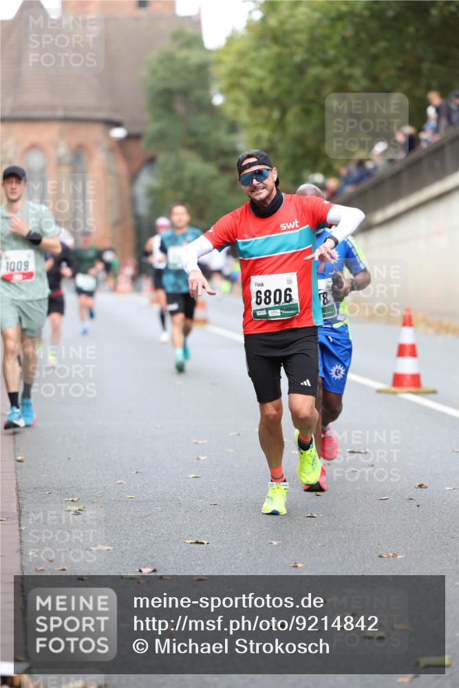 05.10.2025 - 20. swb-Marathon Bremen Michael Strokosch http://msf.ph/oto/9214842 05.10.2025 12:39:43 Laufen 1009, 6806 meine-sportfotos.de