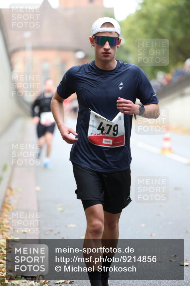 05.10.2025 - 20. swb-Marathon Bremen Michael Strokosch http://msf.ph/oto/9214856 05.10.2025 12:39:50 Laufen 479 meine-sportfotos.de