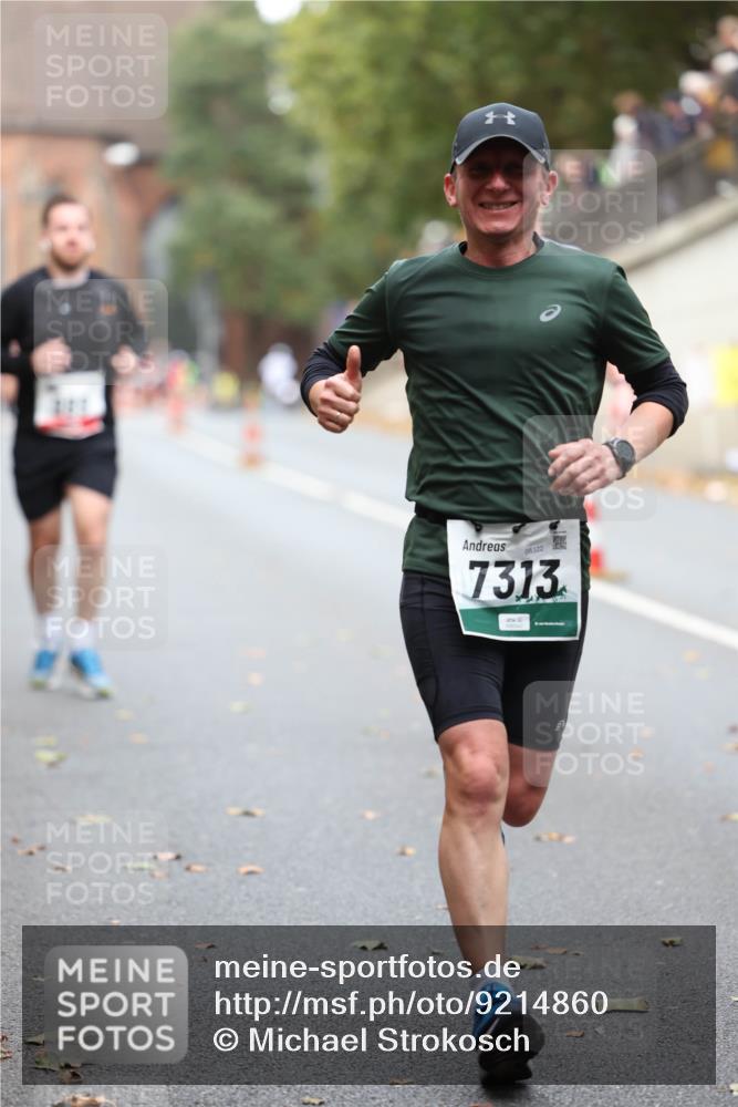 05.10.2025 - 20. swb-Marathon Bremen Michael Strokosch http://msf.ph/oto/9214860 05.10.2025 12:39:52 Laufen 08322, 7313 meine-sportfotos.de