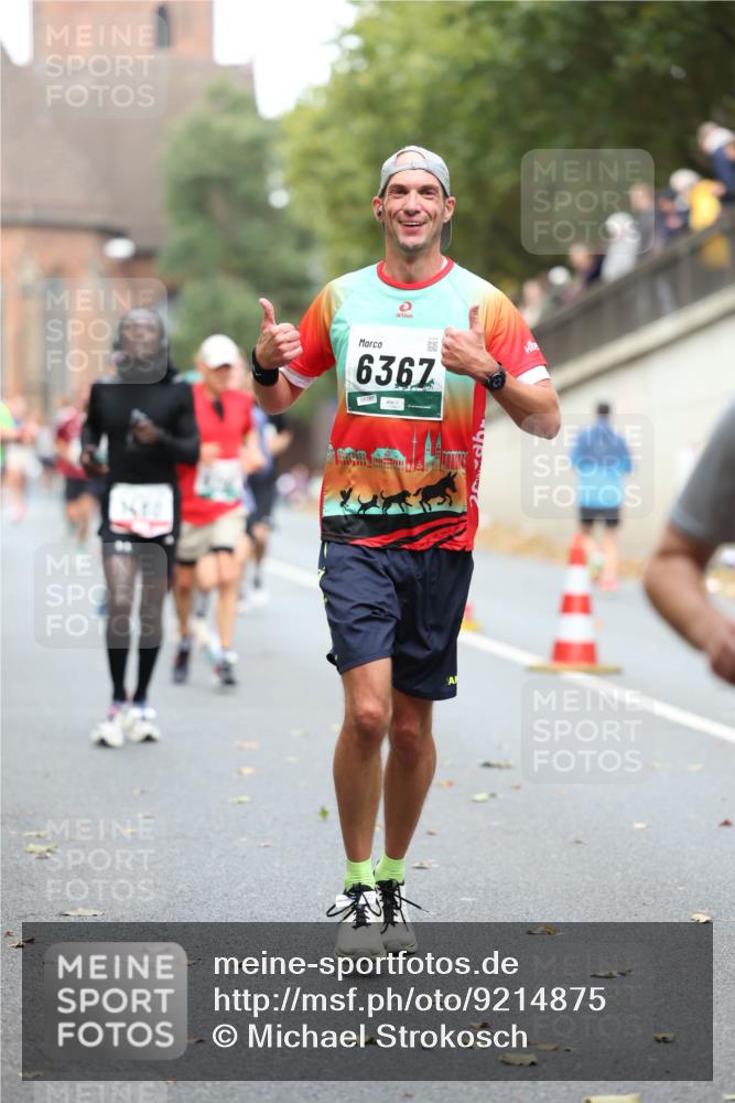 05.10.2025 - 20. swb-Marathon Bremen Michael Strokosch http://msf.ph/oto/9214875 05.10.2025 12:40:01 Laufen 6367, 08387 meine-sportfotos.de