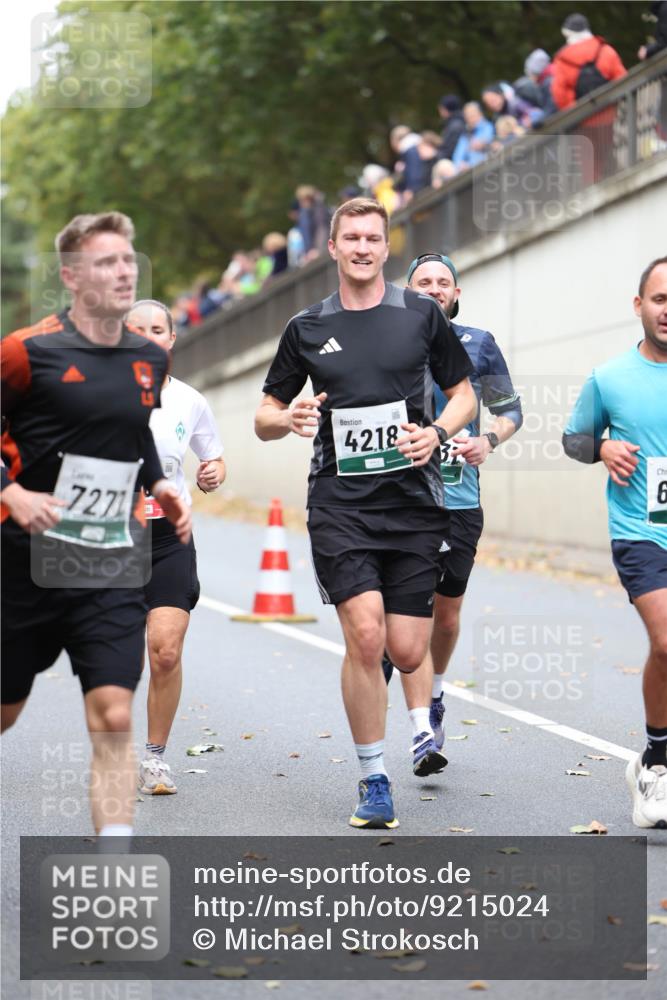 05.10.2025 - 20. swb-Marathon Bremen Michael Strokosch http://msf.ph/oto/9215024 05.10.2025 12:41:25 Laufen 7271, 42, 18, 6 meine-sportfotos.de
