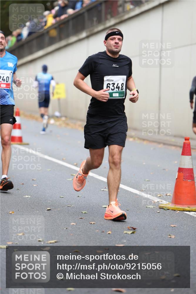 05.10.2025 - 20. swb-Marathon Bremen Michael Strokosch http://msf.ph/oto/9215056 05.10.2025 12:41:46 Laufen 240, 6348 meine-sportfotos.de