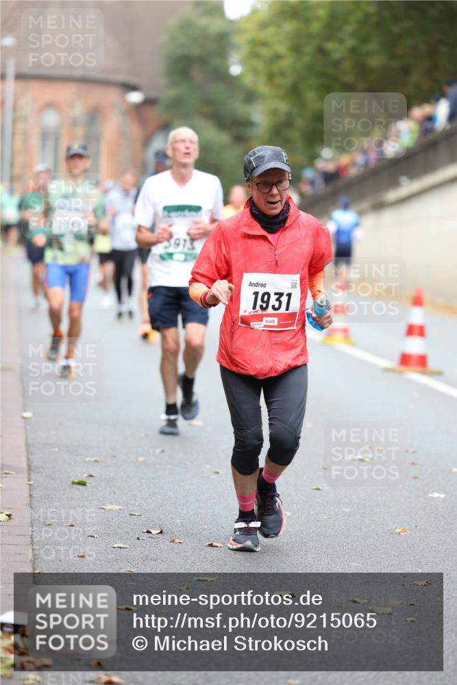 05.10.2025 - 20. swb-Marathon Bremen Michael Strokosch http://msf.ph/oto/9215065 05.10.2025 12:41:50 Laufen 3913, 1931, 00462 meine-sportfotos.de