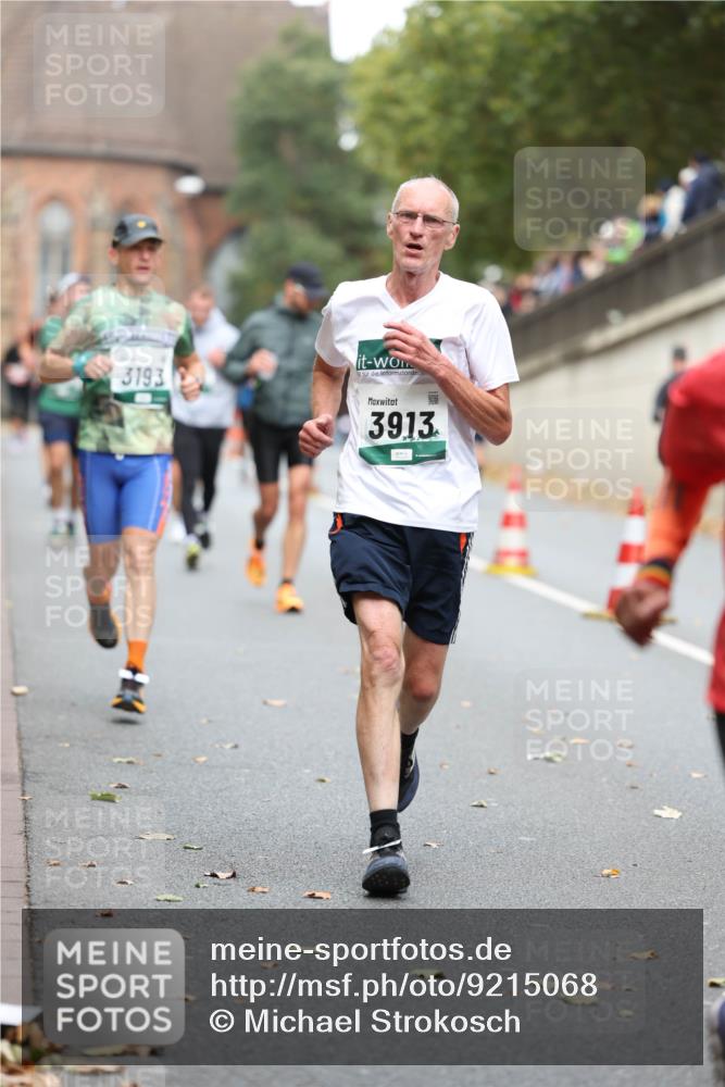 05.10.2025 - 20. swb-Marathon Bremen Michael Strokosch http://msf.ph/oto/9215068 05.10.2025 12:41:51 Laufen 3193, 3913 meine-sportfotos.de