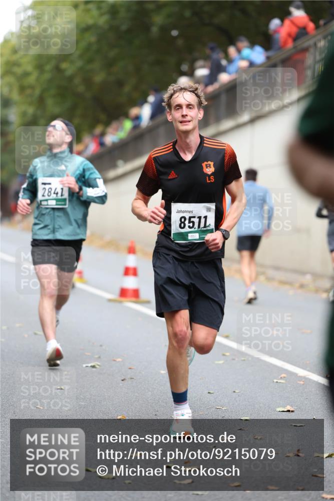 05.10.2025 - 20. swb-Marathon Bremen Michael Strokosch http://msf.ph/oto/9215079 05.10.2025 12:41:58 Laufen 2841, 8511 meine-sportfotos.de