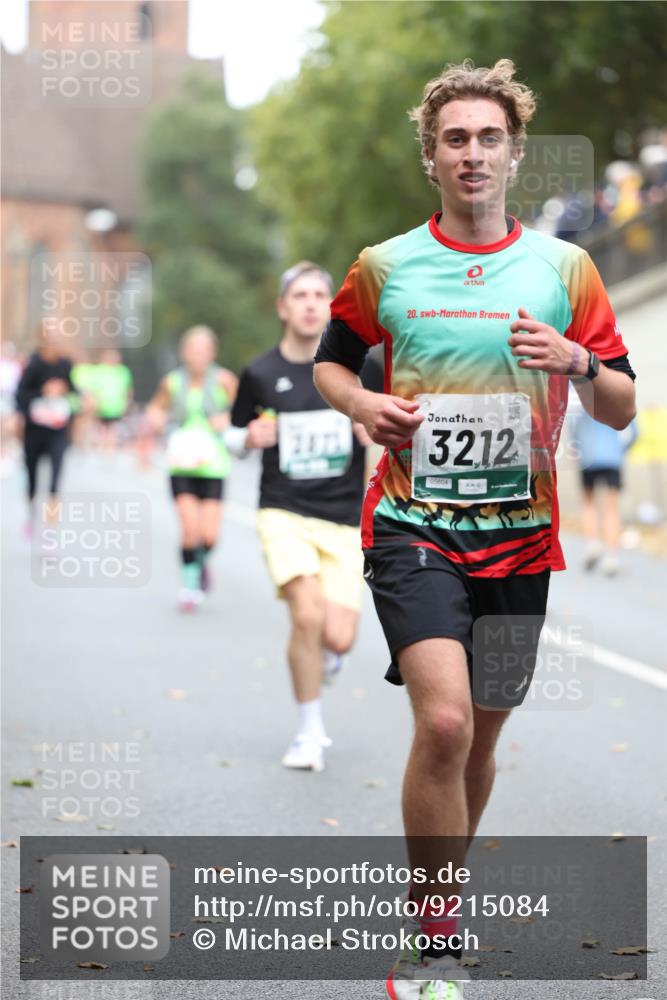 05.10.2025 - 20. swb-Marathon Bremen Michael Strokosch http://msf.ph/oto/9215084 05.10.2025 12:42:00 Laufen 20, 2471, 3212, 05804 meine-sportfotos.de