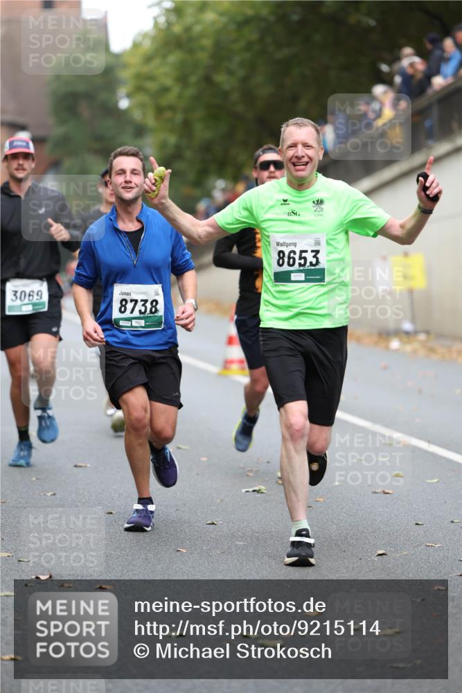 05.10.2025 - 20. swb-Marathon Bremen Michael Strokosch http://msf.ph/oto/9215114 05.10.2025 12:42:15 Laufen 3069, 8738, 8653 meine-sportfotos.de