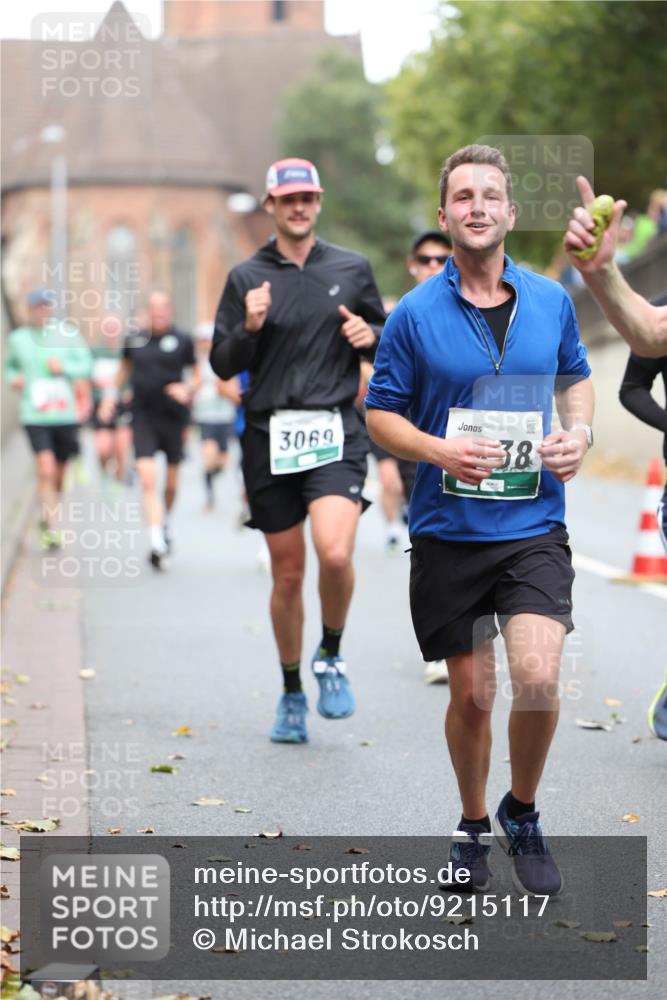 05.10.2025 - 20. swb-Marathon Bremen Michael Strokosch http://msf.ph/oto/9215117 05.10.2025 12:42:15 Laufen 3069, 38 meine-sportfotos.de