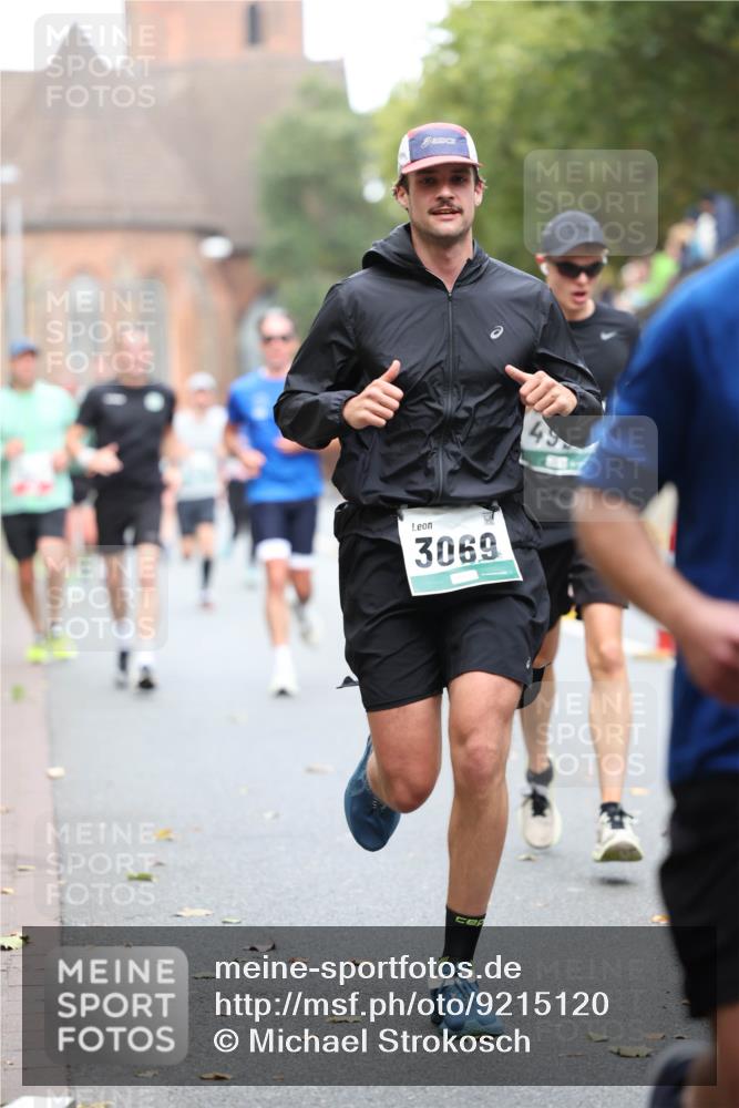 05.10.2025 - 20. swb-Marathon Bremen Michael Strokosch http://msf.ph/oto/9215120 05.10.2025 12:42:16 Laufen 3069, 45 meine-sportfotos.de