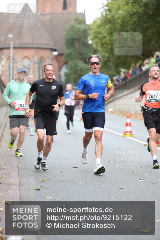 05.10.2025 - 20. swb-Marathon Bremen Michael Strokosch http://msf.ph/oto/9215122 05.10.2025 12:42:18 Laufen 283, 76, 17 meine-sportfotos.de