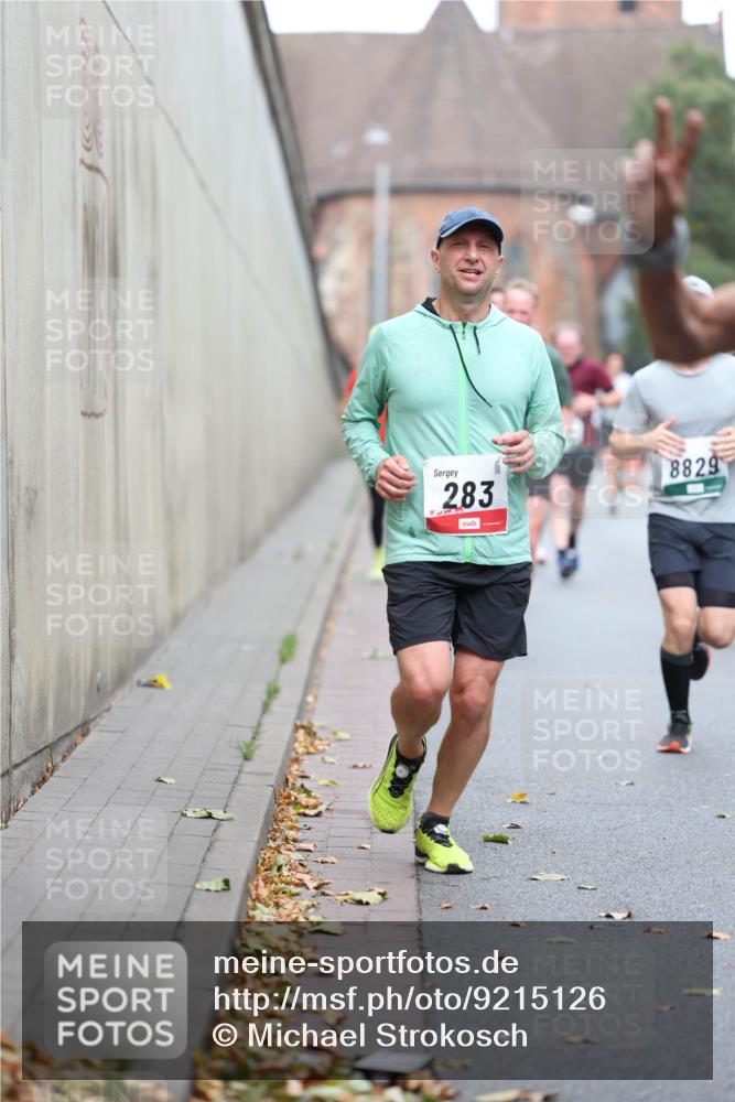 05.10.2025 - 20. swb-Marathon Bremen Michael Strokosch http://msf.ph/oto/9215126 05.10.2025 12:42:20 Laufen 283, 8829 meine-sportfotos.de