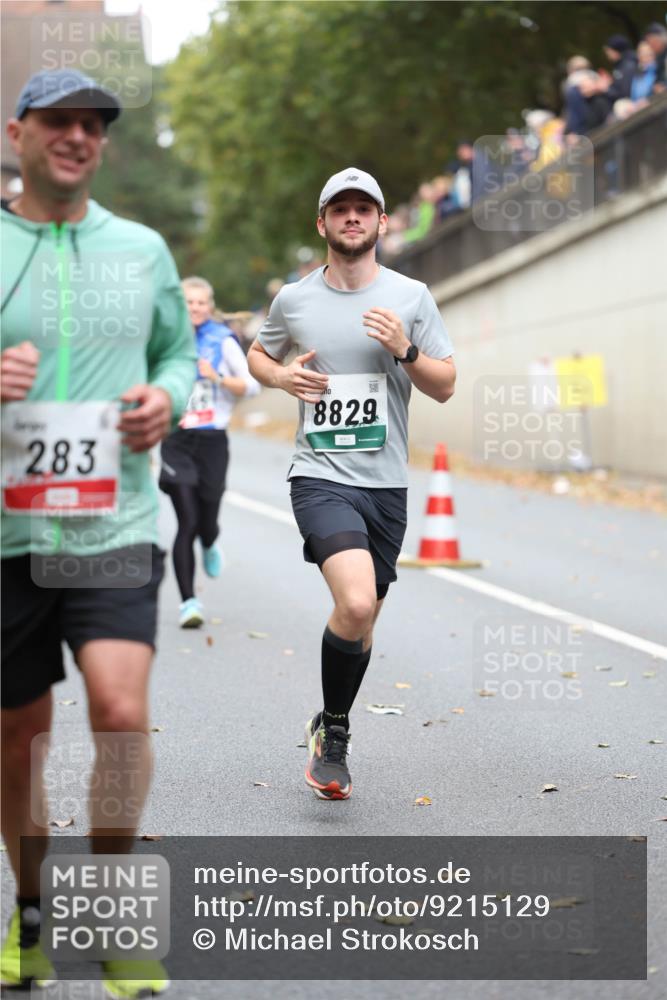 05.10.2025 - 20. swb-Marathon Bremen Michael Strokosch http://msf.ph/oto/9215129 05.10.2025 12:42:21 Laufen 283, 8829 meine-sportfotos.de
