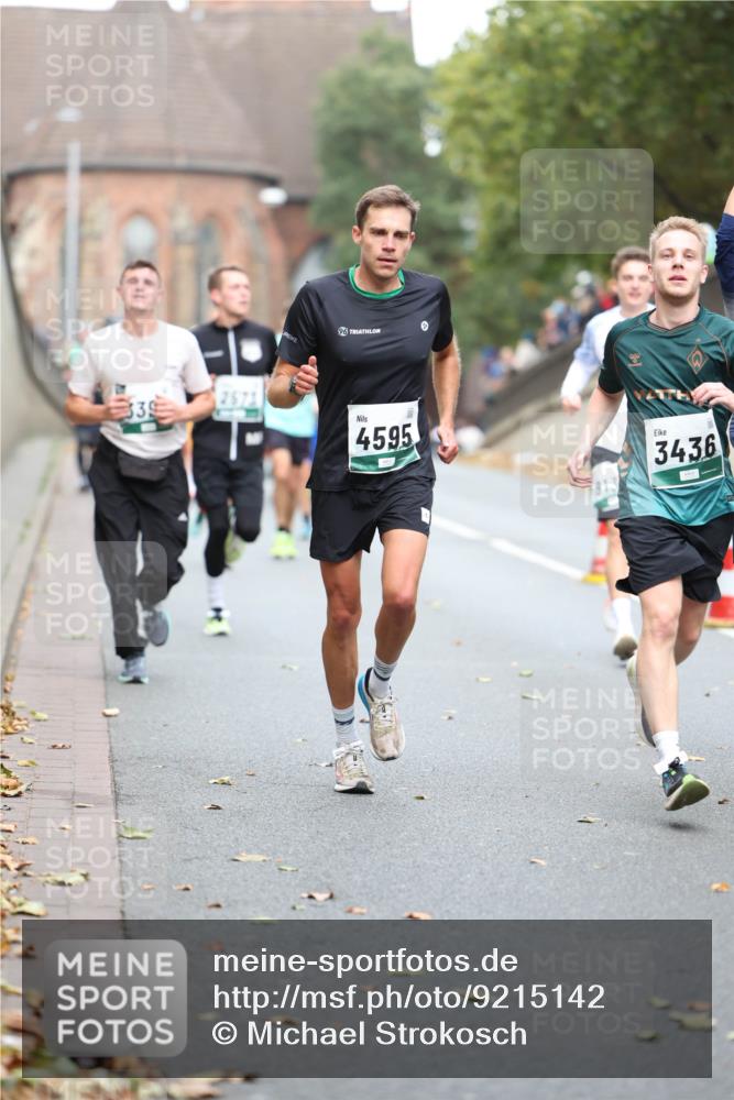 05.10.2025 - 20. swb-Marathon Bremen Michael Strokosch http://msf.ph/oto/9215142 05.10.2025 12:42:30 Laufen 96, 339, 2673, 4595, 3436 meine-sportfotos.de