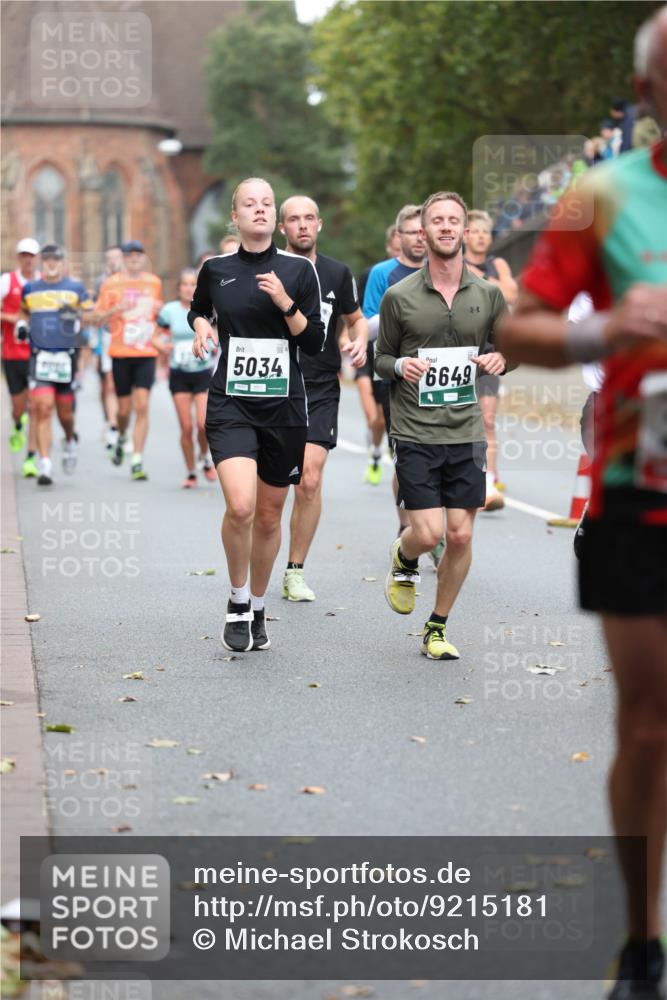 05.10.2025 - 20. swb-Marathon Bremen Michael Strokosch http://msf.ph/oto/9215181 05.10.2025 12:42:53 Laufen 5034, 6649 meine-sportfotos.de