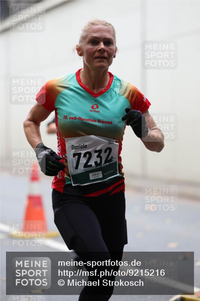 05.10.2025 - 20. swb-Marathon Bremen Michael Strokosch http://msf.ph/oto/9215216 05.10.2025 12:43:13 Laufen 20, 25, 7232 meine-sportfotos.de