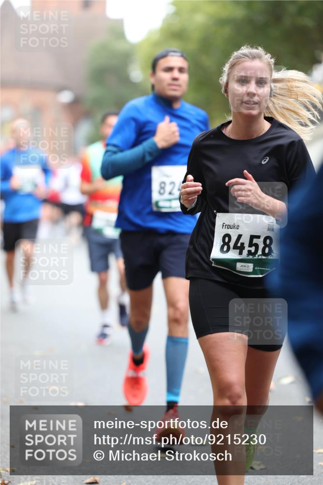 05.10.2025 - 20. swb-Marathon Bremen Michael Strokosch http://msf.ph/oto/9215230 05.10.2025 12:43:20 Laufen 824, 8458 meine-sportfotos.de