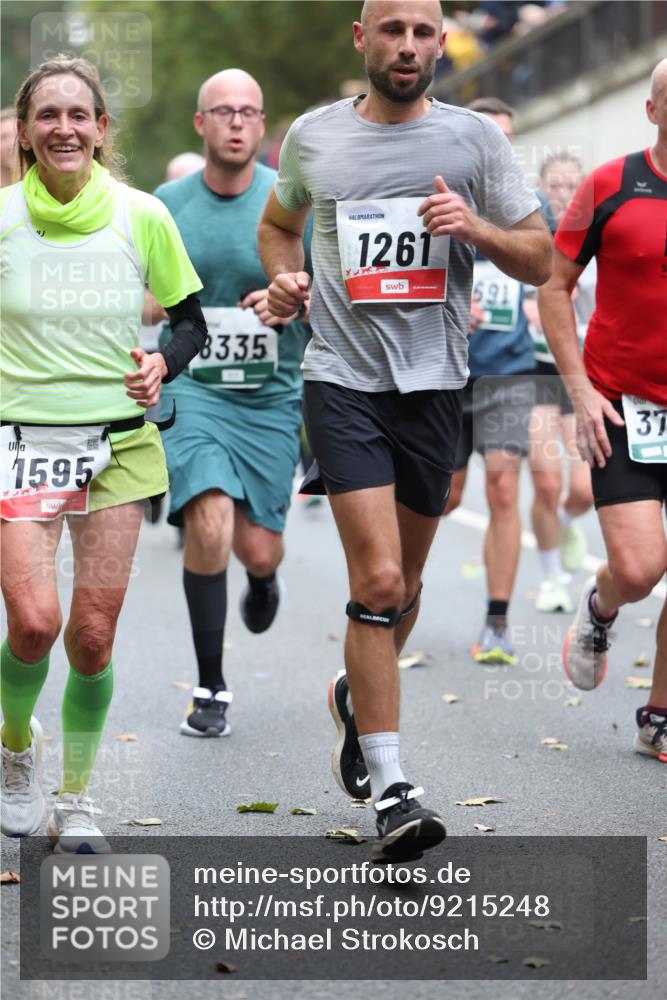 05.10.2025 - 20. swb-Marathon Bremen Michael Strokosch http://msf.ph/oto/9215248 05.10.2025 12:43:31 Laufen 1595, 8335, 1261, 691, 37 meine-sportfotos.de