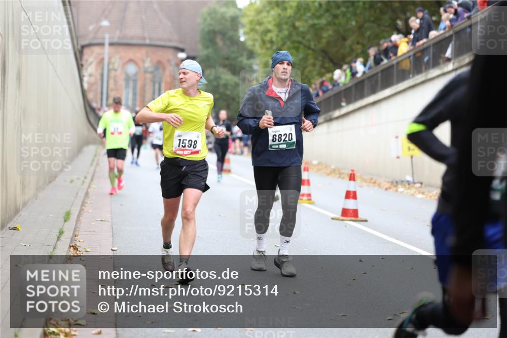05.10.2025 - 20. swb-Marathon Bremen Michael Strokosch http://msf.ph/oto/9215314 05.10.2025 12:44:28 Laufen 1598, 6820 meine-sportfotos.de