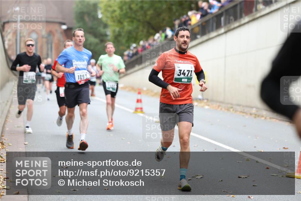 05.10.2025 - 20. swb-Marathon Bremen Michael Strokosch http://msf.ph/oto/9215357 05.10.2025 12:44:50 Laufen 3815, 1893, 34, 71 meine-sportfotos.de