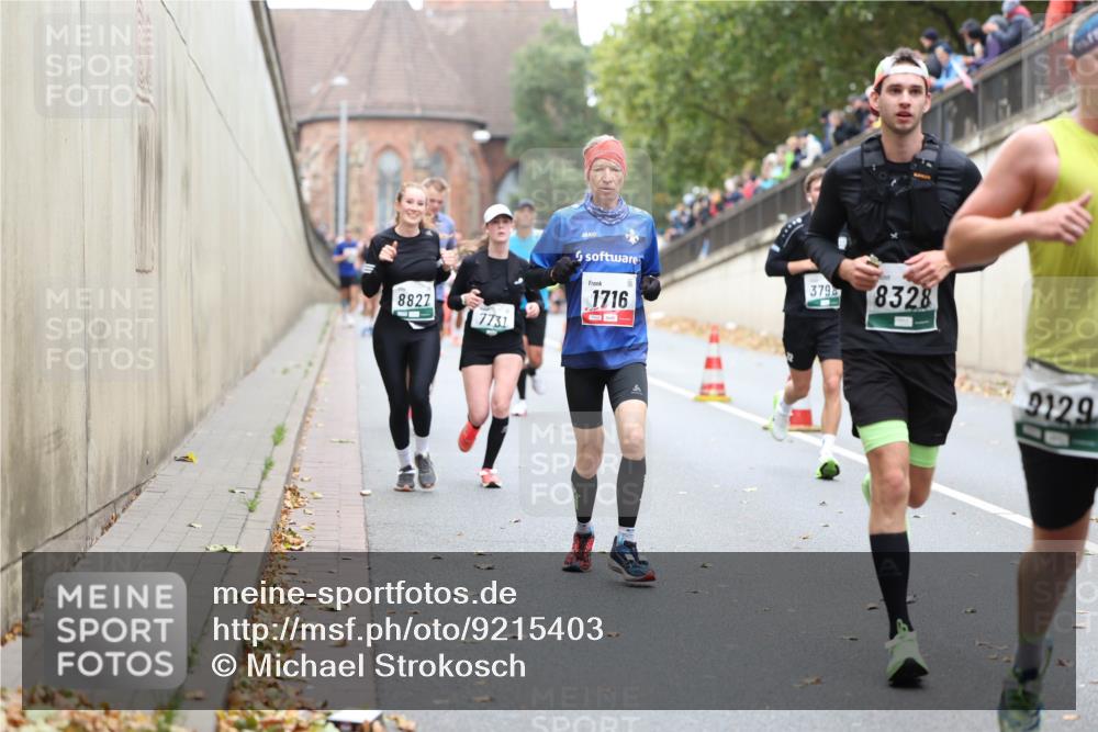 05.10.2025 - 20. swb-Marathon Bremen Michael Strokosch http://msf.ph/oto/9215403 05.10.2025 12:45:11 Laufen 8827, 7731, 1716, 3796, 8328, 9129 meine-sportfotos.de