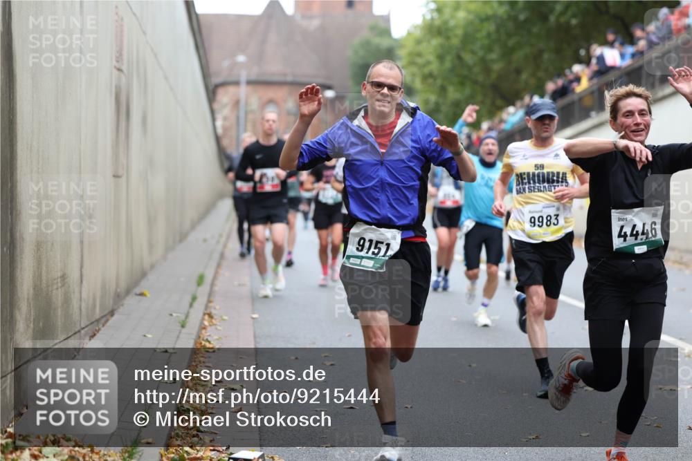 05.10.2025 - 20. swb-Marathon Bremen Michael Strokosch http://msf.ph/oto/9215444 05.10.2025 12:45:33 Laufen 9151, 59, 9983, 4446 meine-sportfotos.de