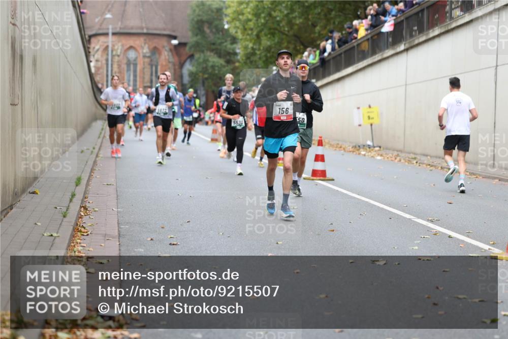05.10.2025 - 20. swb-Marathon Bremen Michael Strokosch http://msf.ph/oto/9215507 05.10.2025 12:46:08 Laufen 6672, 5530, 156, 50 meine-sportfotos.de