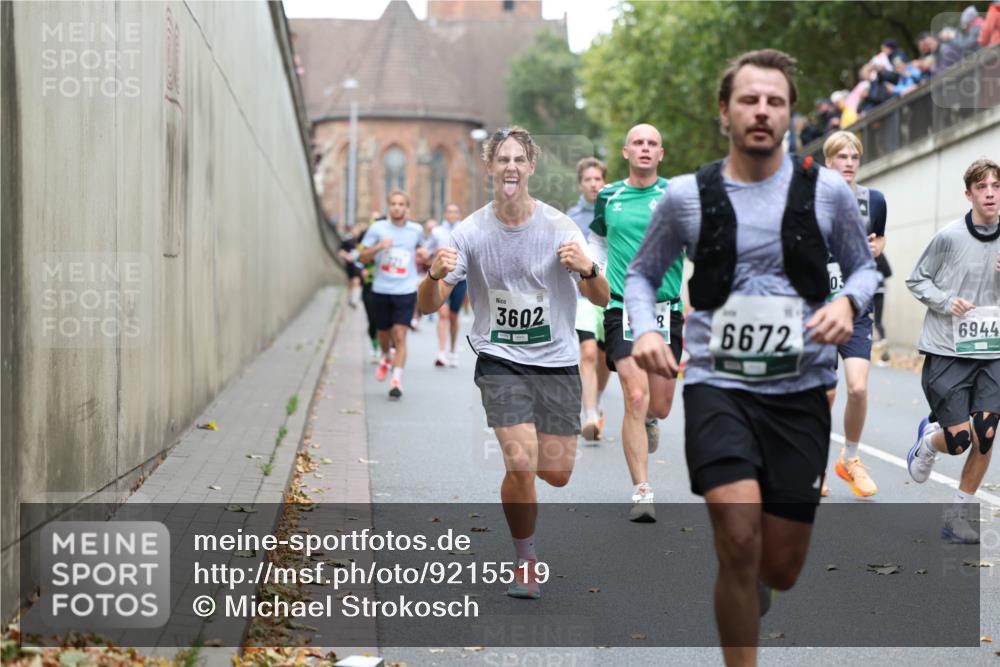 05.10.2025 - 20. swb-Marathon Bremen Michael Strokosch http://msf.ph/oto/9215519 05.10.2025 12:46:13 Laufen 3602, 6672, 03, 6944 meine-sportfotos.de