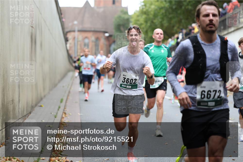 05.10.2025 - 20. swb-Marathon Bremen Michael Strokosch http://msf.ph/oto/9215521 05.10.2025 12:46:13 Laufen 3602, 808, 6672, 6 meine-sportfotos.de