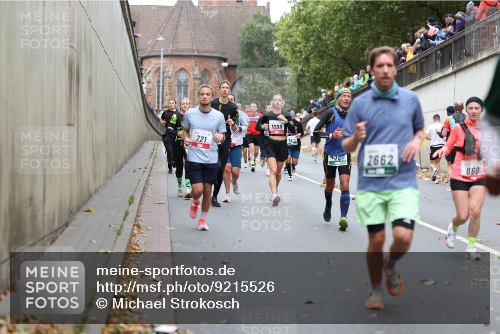 05.10.2025 - 20. swb-Marathon Bremen Michael Strokosch http://msf.ph/oto/9215526 05.10.2025 12:46:15 Laufen 721, 1606, 7813, 4300, 2662, 860 meine-sportfotos.de