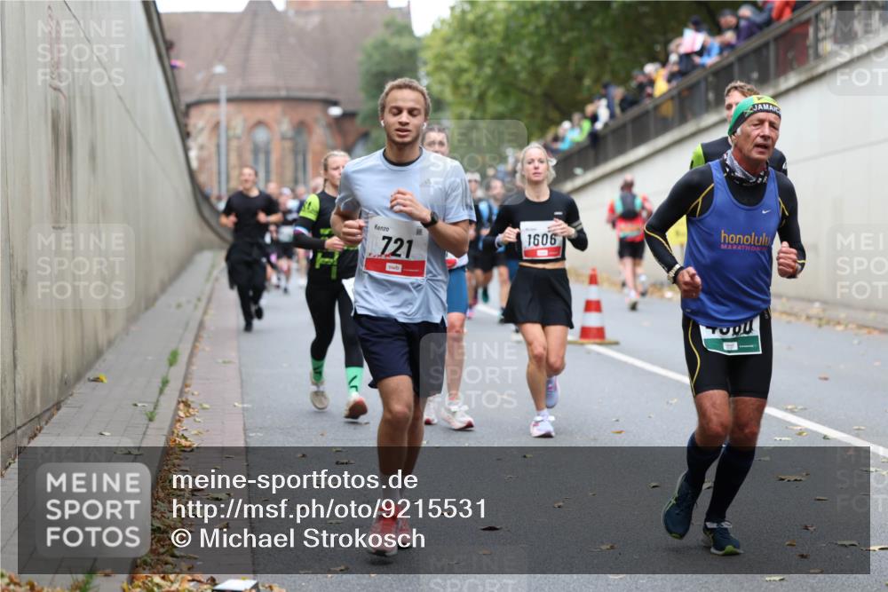 05.10.2025 - 20. swb-Marathon Bremen Michael Strokosch http://msf.ph/oto/9215531 05.10.2025 12:46:17 Laufen 721, 21, 1606 meine-sportfotos.de