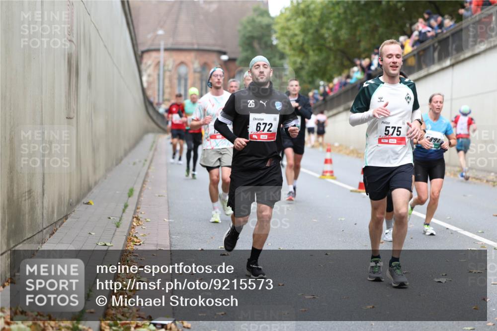 05.10.2025 - 20. swb-Marathon Bremen Michael Strokosch http://msf.ph/oto/9215573 05.10.2025 12:46:41 Laufen 26, 672, 575, 891 meine-sportfotos.de