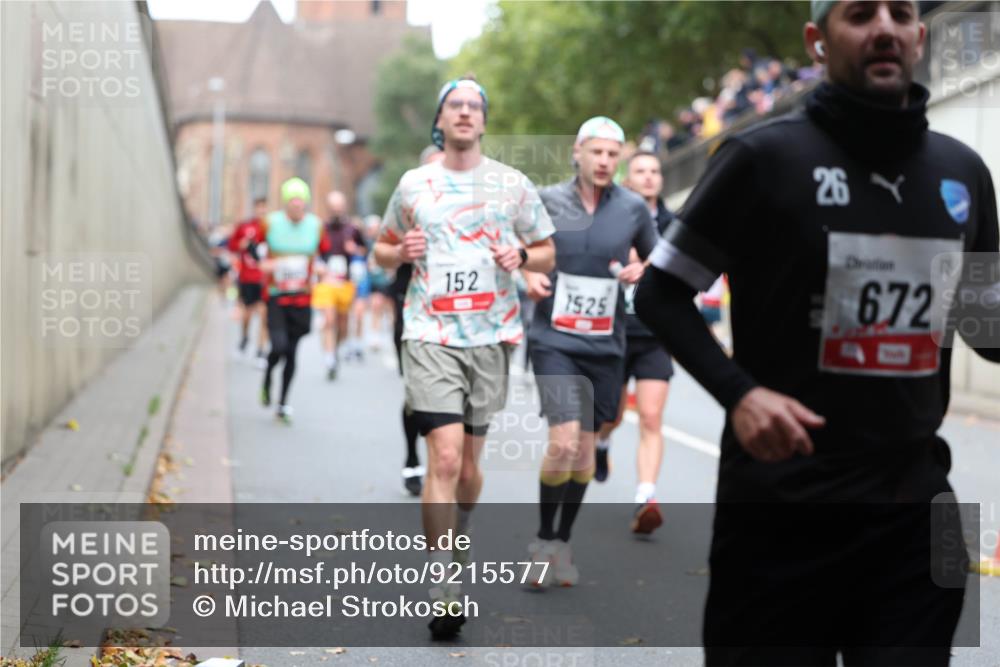 05.10.2025 - 20. swb-Marathon Bremen Michael Strokosch http://msf.ph/oto/9215577 05.10.2025 12:46:43 Laufen 152, 1525, 26, 672 meine-sportfotos.de